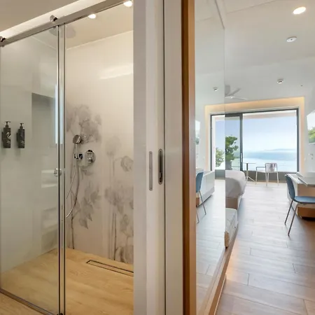 Mirage Hotel Chalkís